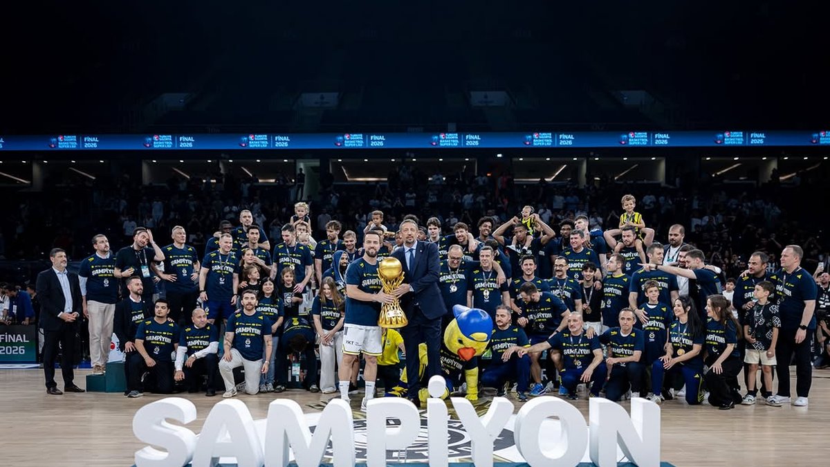 Türkiye Sigorta Basketbol Süper Ligi 2025-2026 Sezonu play-off final serisi dördüncü maçında Fenerba...